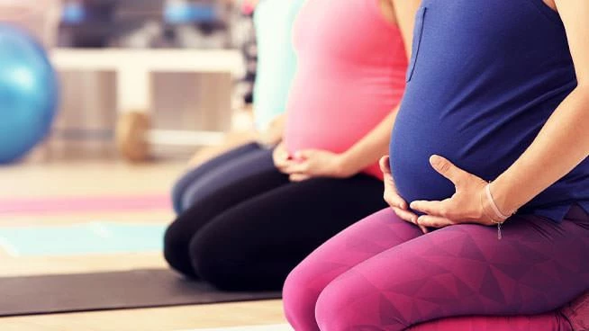 Expecting moms at prenatal yoga class