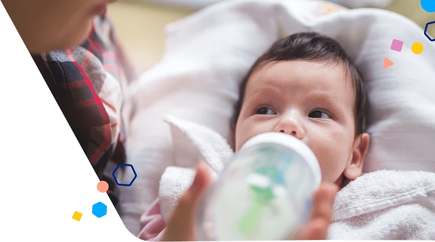 mamá, alimentación con biberón, bebé