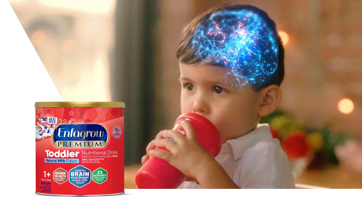 El cerebro de un niño pequeño se ilumina con Enfagrow® PREMIUM Toddler Nutritional Drink - Natural Milk Flavor cerca